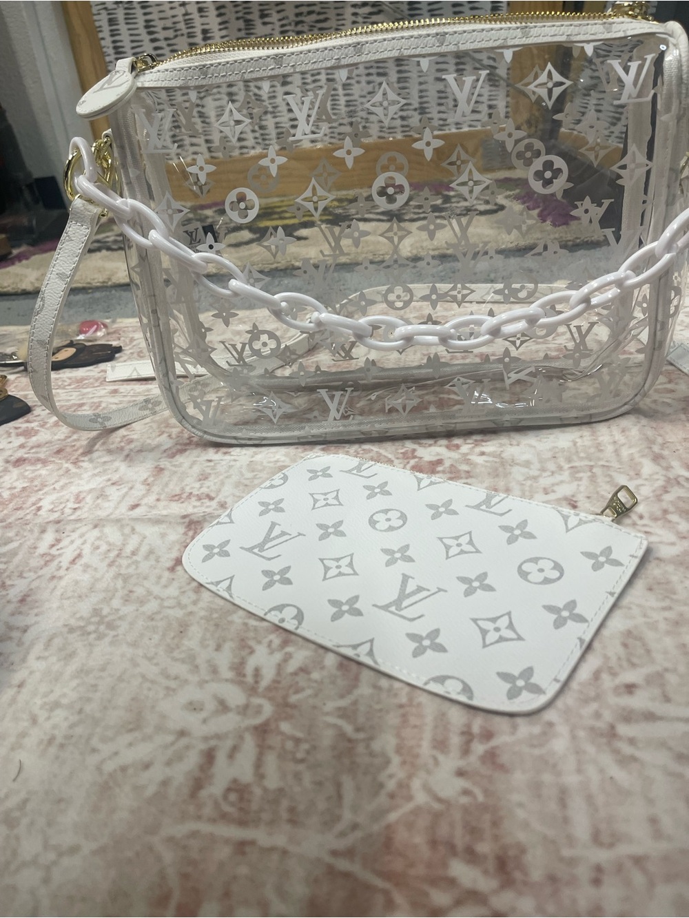 Clear and white fashion Monogram Crossbody Bag with White Trim - Picture 4 of 4
